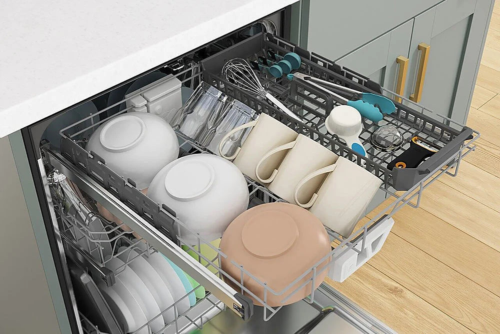 Whirlpool - 24 Top Control Built-In Dishwasher with Stainless Steel Tub, Large Capacity & 3rd Rack, 47 dBA - Stainless steel