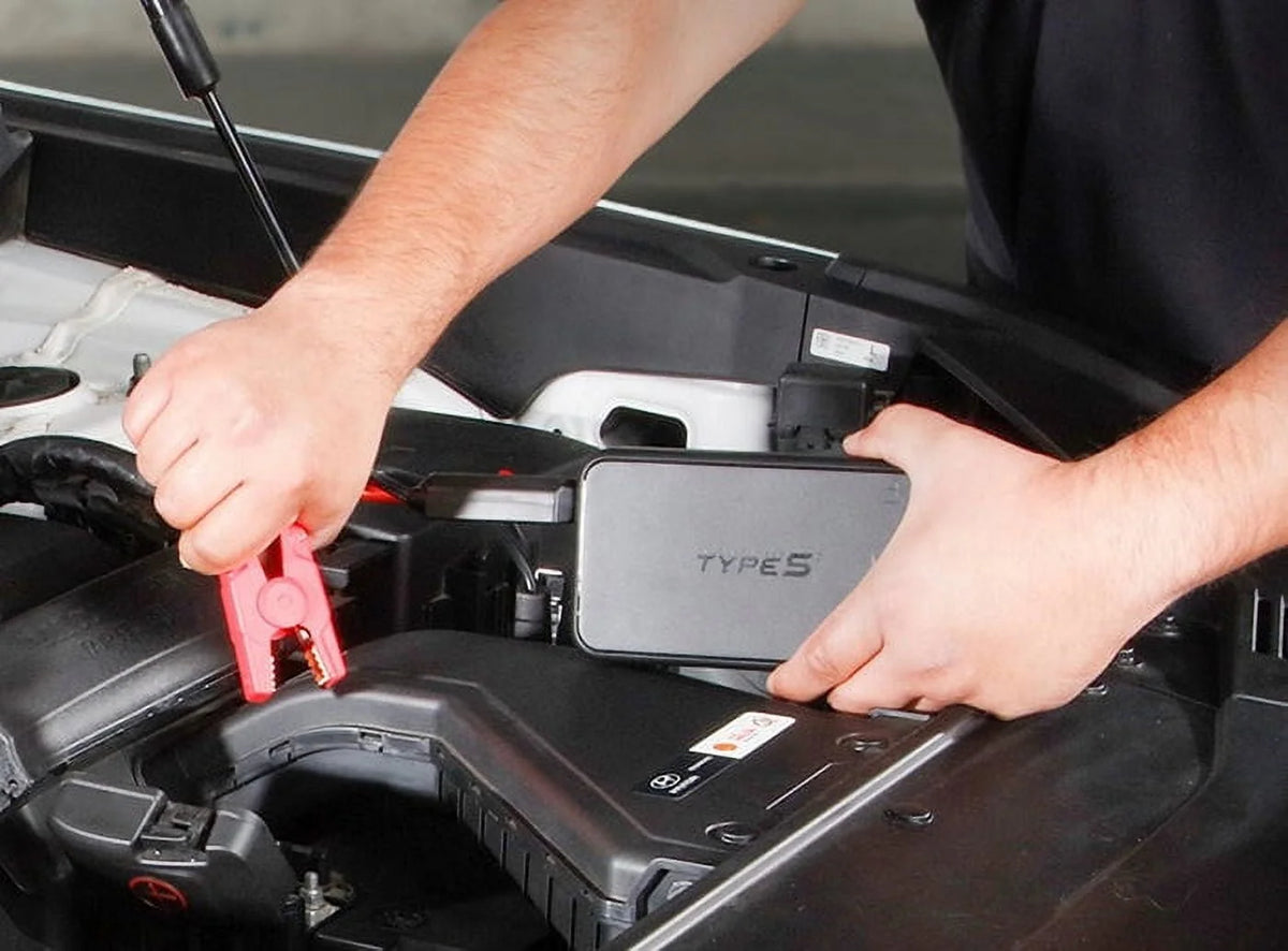 Type S 12V 6.0L Battery Jump Starter with JumpGuide and 8,000 mAh Power Bank AC532632-1