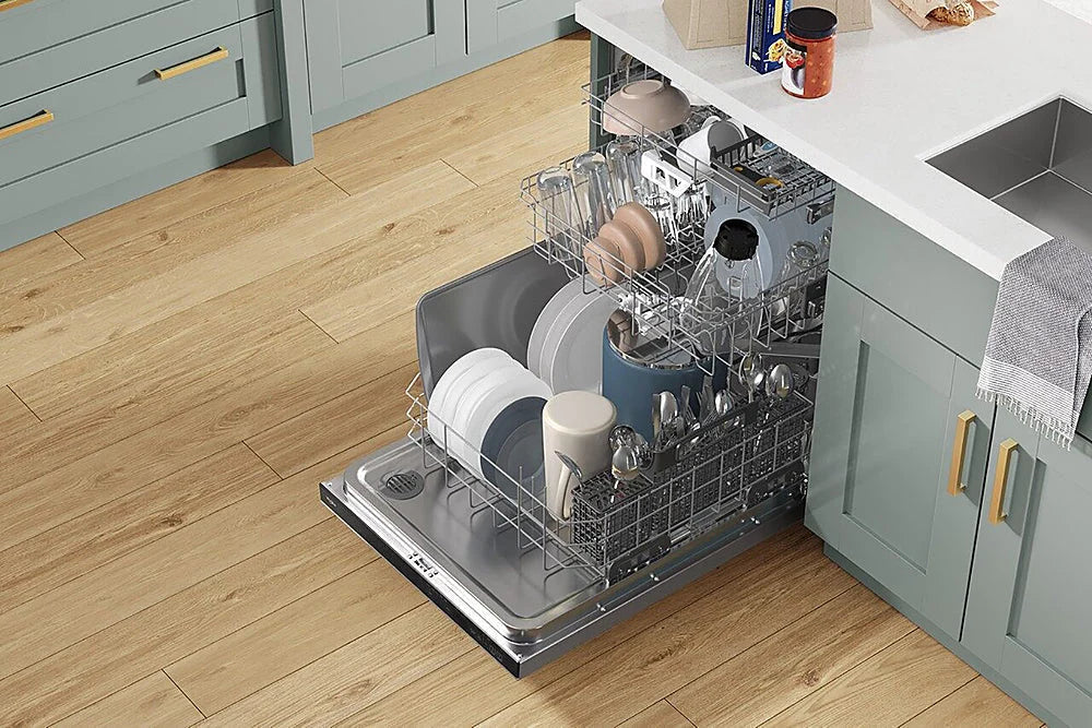 Whirlpool - 24 Top Control Built-In Dishwasher with Stainless Steel Tub, Large Capacity & 3rd Rack, 47 dBA - Stainless steel
