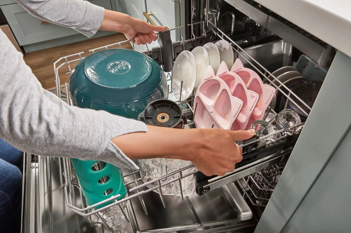 Whirlpool - 24 Top Control Built-In Dishwasher with Stainless Steel Tub, Large Capacity, 3rd Rack, 47 dBA - White