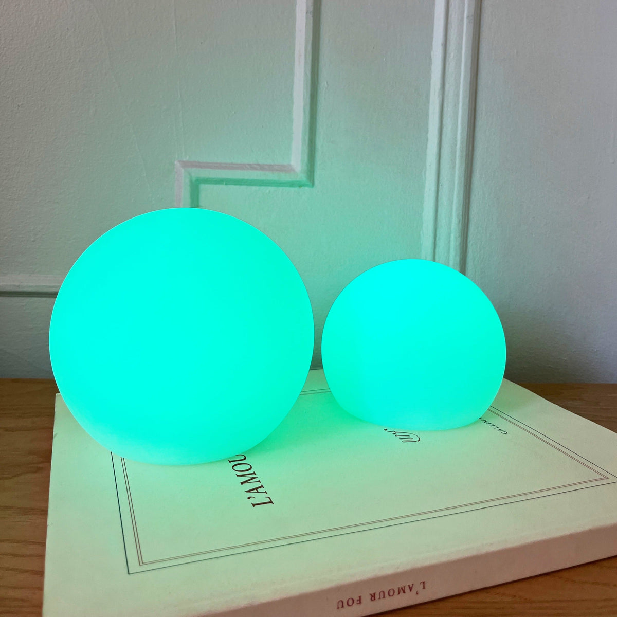 Color Changing Orb Lamp with Remote Control and 10-Hour  Runtime