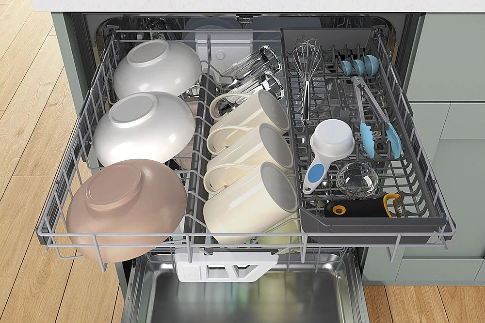 Whirlpool - 24 Top Control Built-In Dishwasher with Stainless Steel Tub, Large Capacity & 3rd Rack, 47 dBA - Black stainless steel