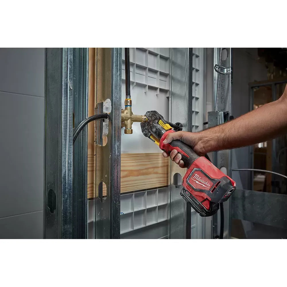 Milwaukee 2674-22P M18 18V Li-Ion Short Throw Press Tool Kit w/ PEX Crimp Jaws