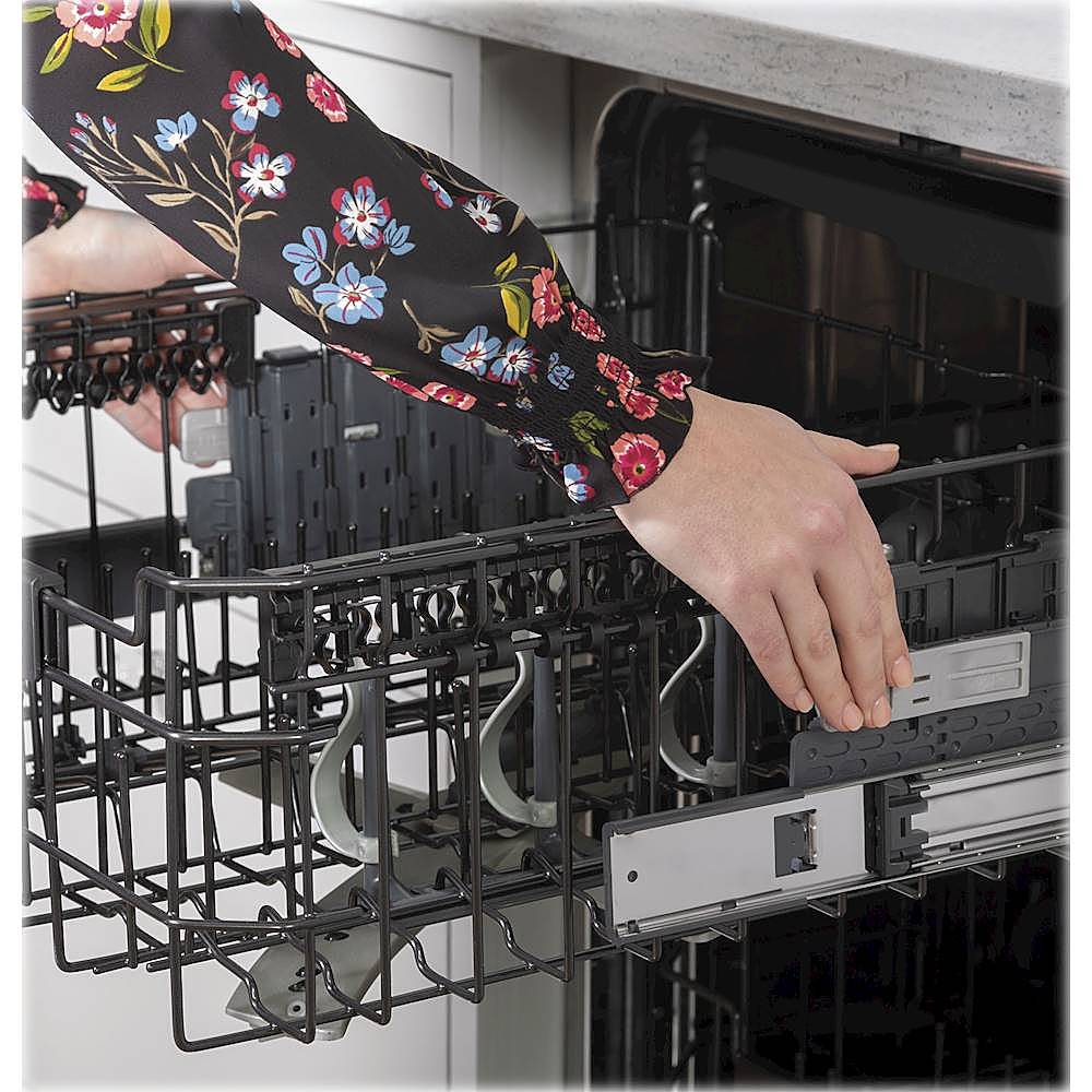 Café - 24 Top Control Tall Tub Built-In Dishwasher with Stainless Steel Tub - Matte white