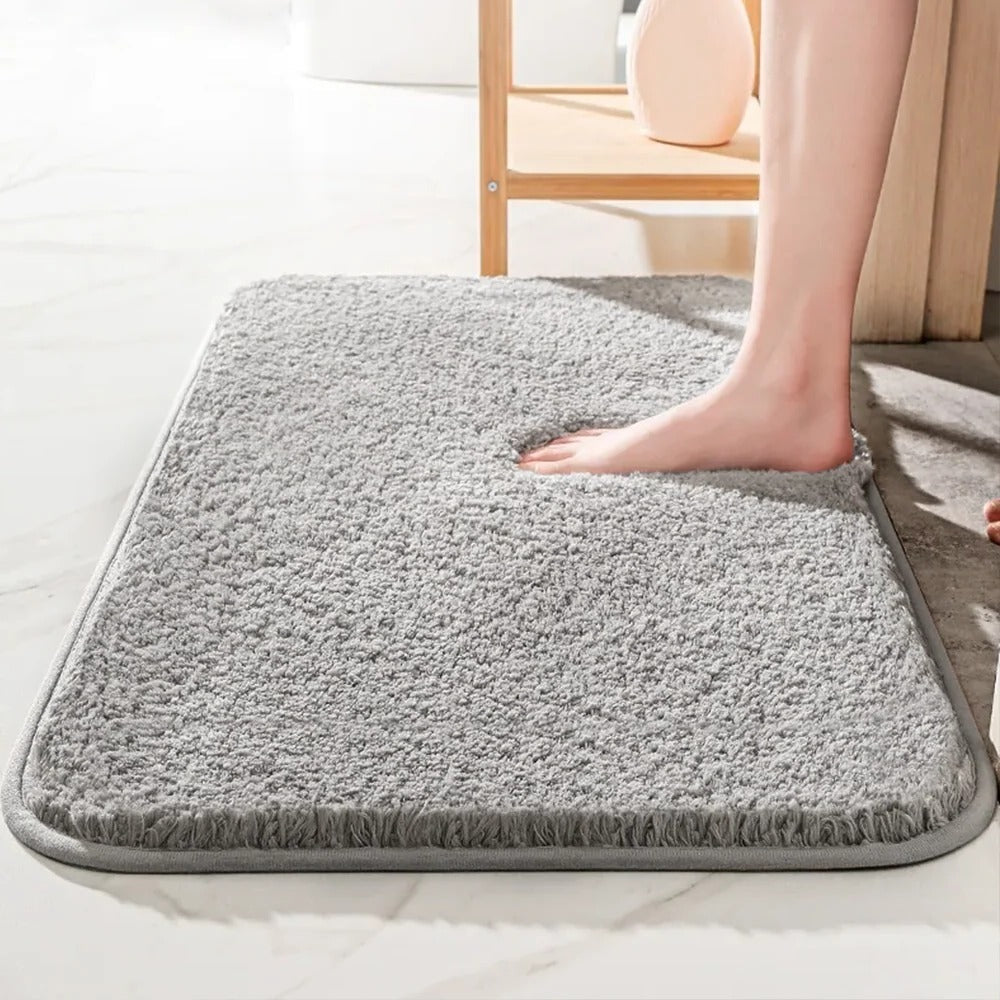 Bathroom Rug with Rubber Grip Backing and Thick Absorbent  Pile
