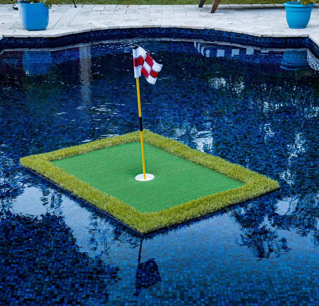 Golf Chipping Mat with Floating Foam Balls and Flag, 2x3  Feet